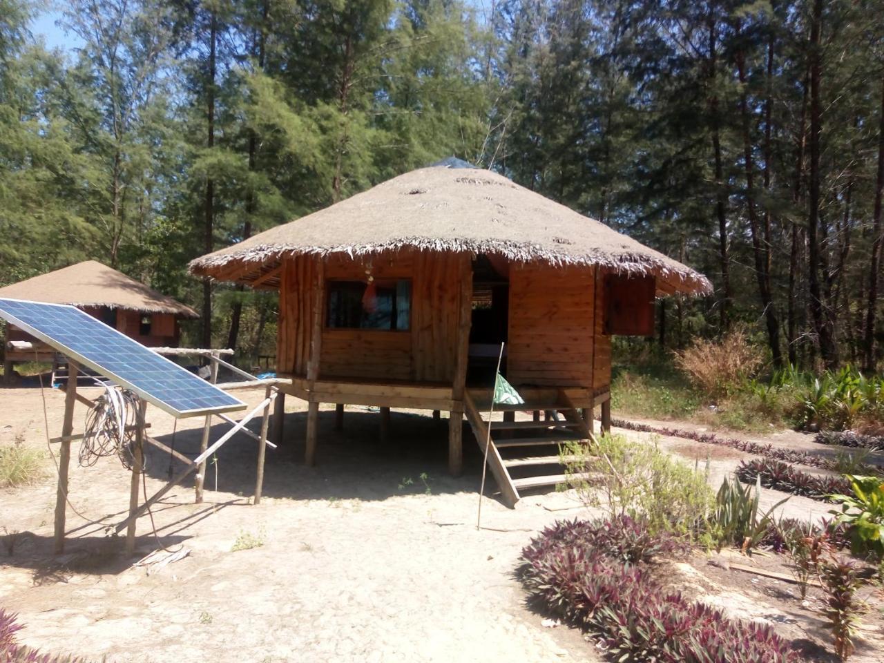 Tawan Bar And Bungalow Otel Ko Phra Thong Oda fotoğraf